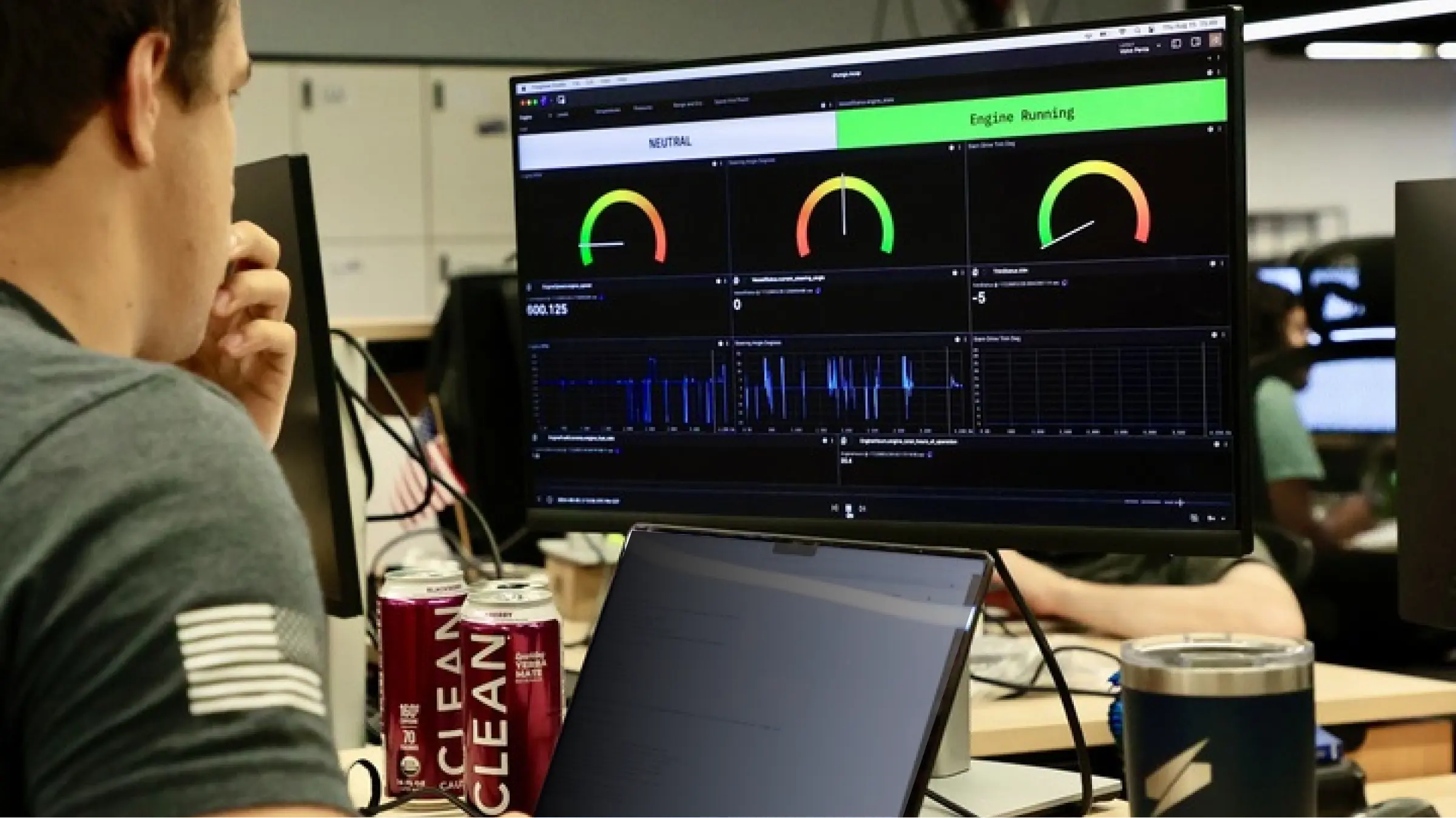 A Saronic engineer using Foxglove.